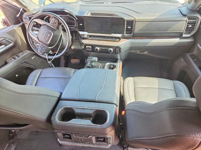 2024 GMC SIERRA K1500 SLT 8