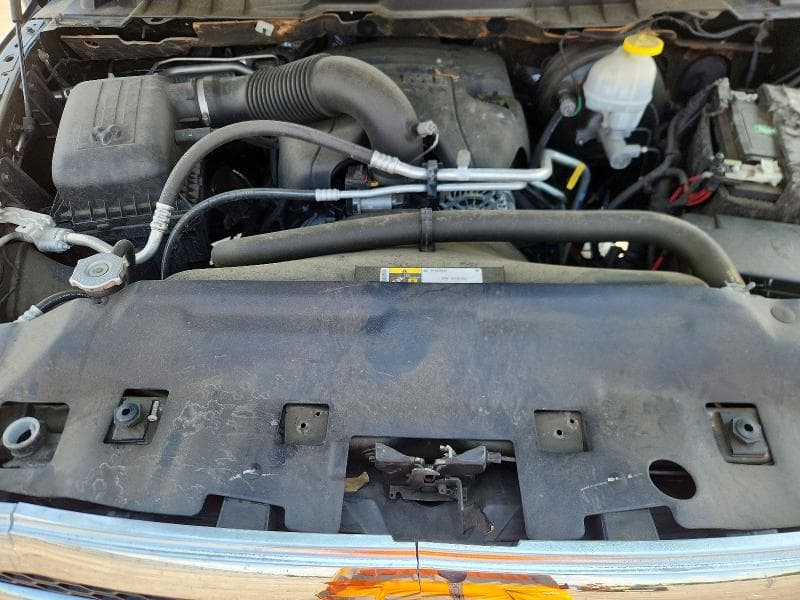 2019 RAM 1500 CLASSIC SLT 11