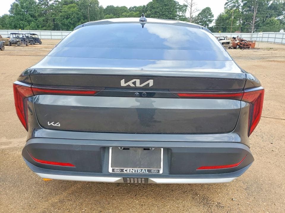 2025 KIA K4 6