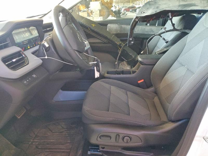 2027 CHEVROLET BOLT LT 7