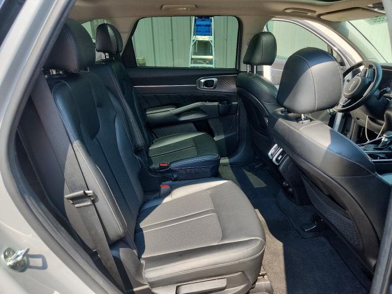 2022 KIA SORENTO SX 11