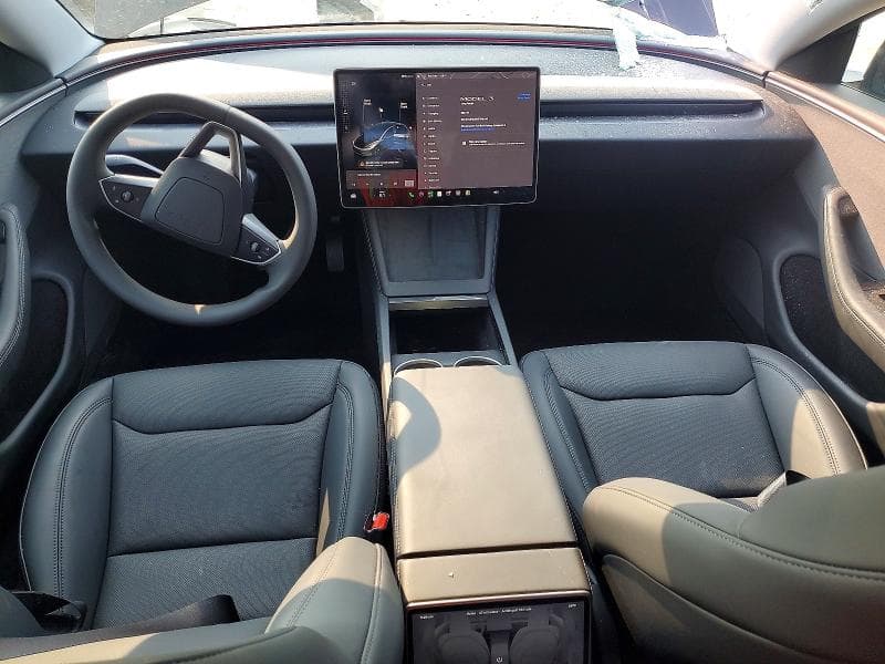 2026 TESLA MODEL 3 8