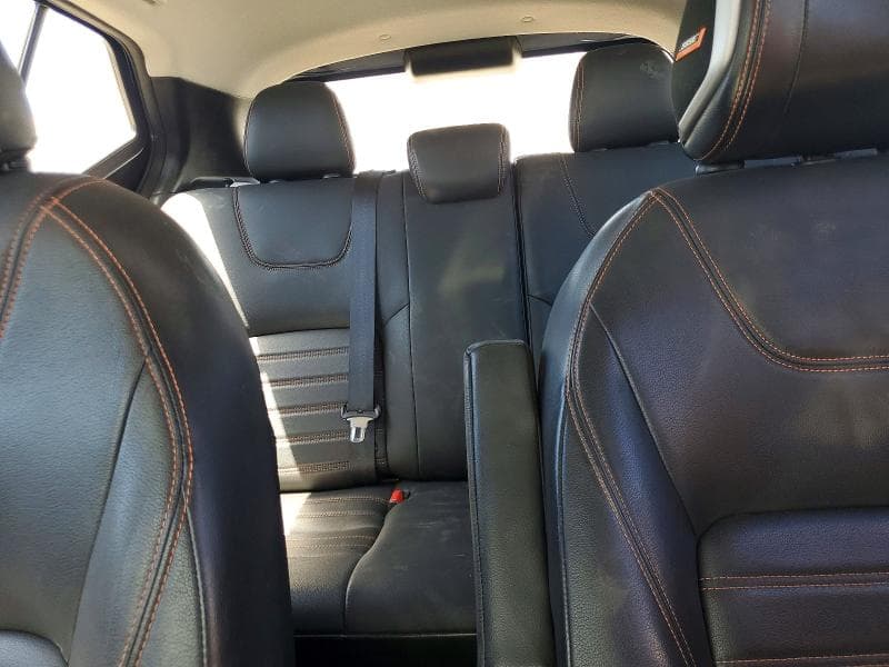 2019 NISSAN KICKS SR 10