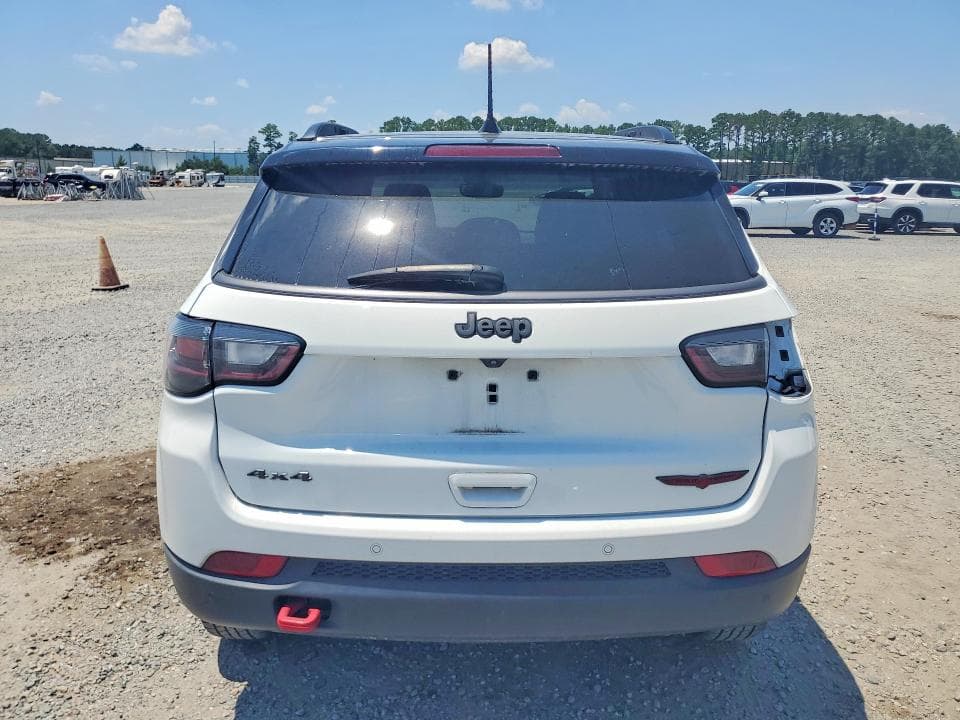 2022 JEEP COMPASS TRAILHAWK 6