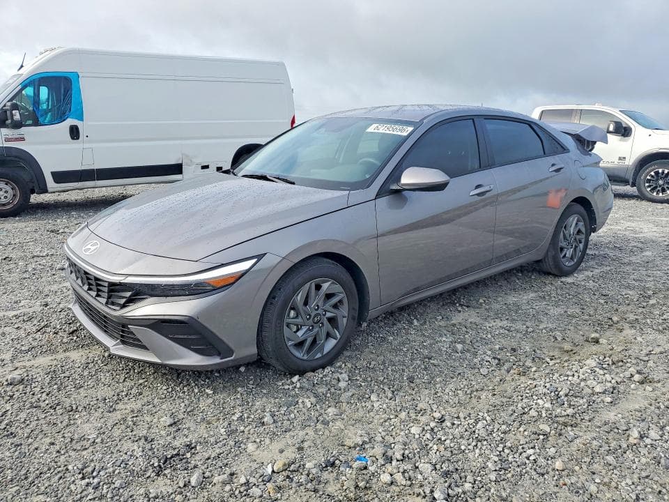 2024 HYUNDAI ELANTRA BLUE - 1