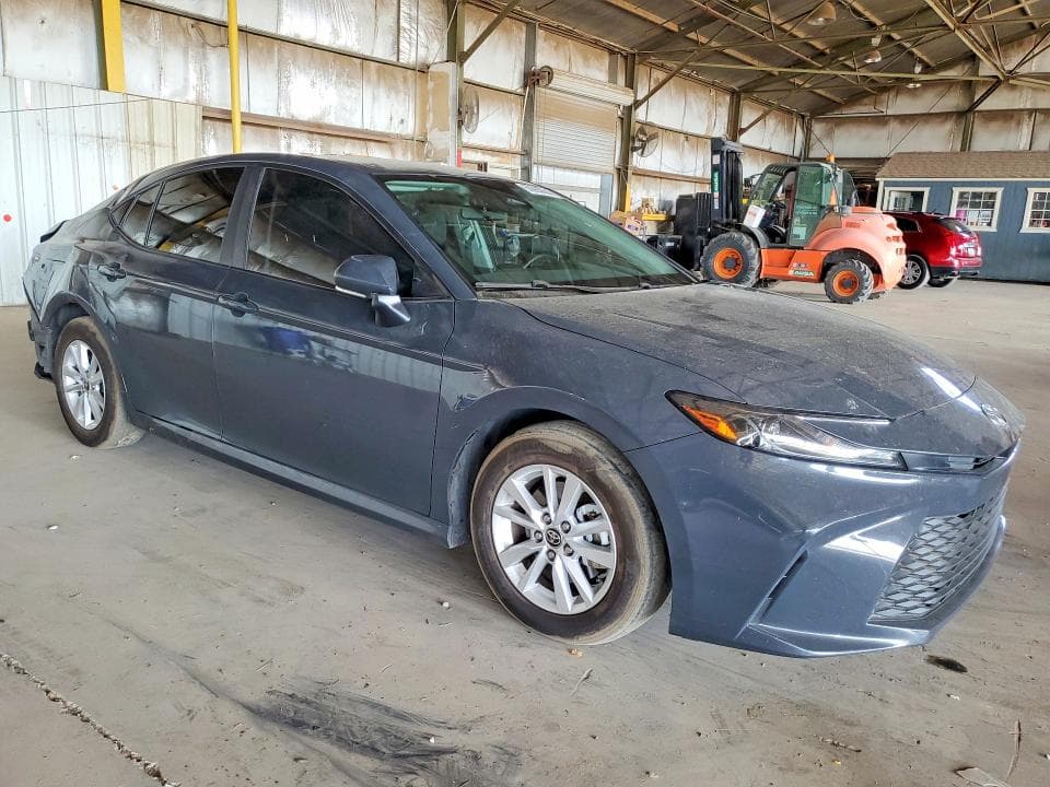 2025 TOYOTA CAMRY LE 4