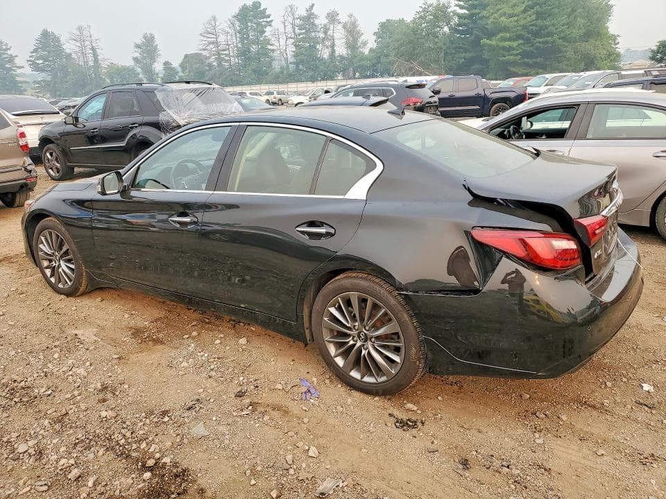 2023 INFINITI Q50 LUXE 2