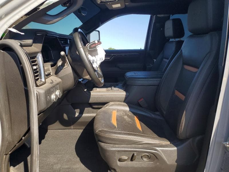 2025 GMC SIERRA K3500 AT4 7