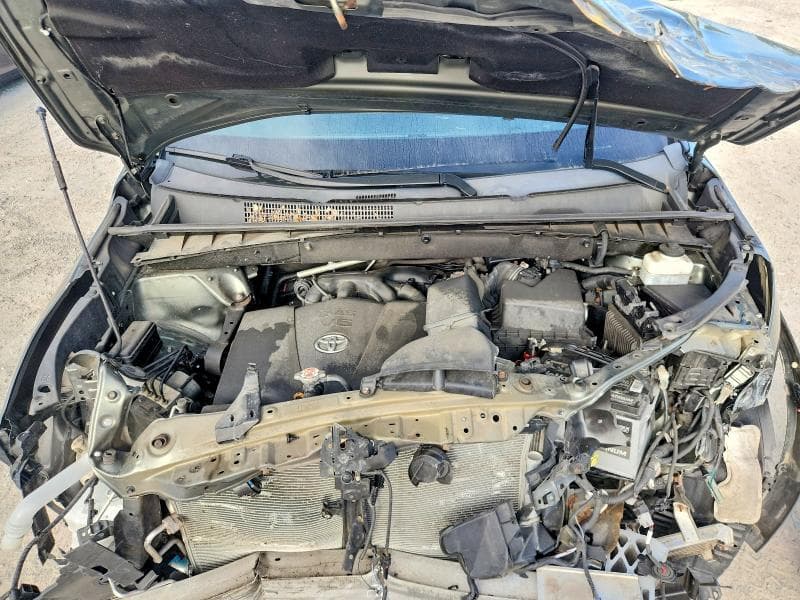 2019 TOYOTA HIGHLANDER XLE 12