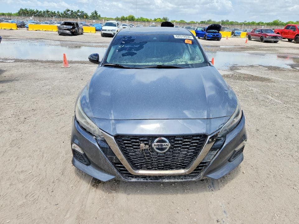 2021 NISSAN ALTIMA SR 5