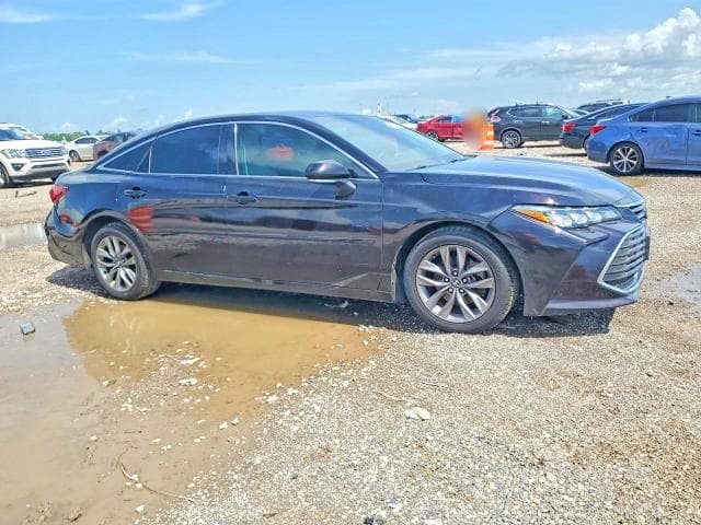 2020 TOYOTA AVALON XLE 4