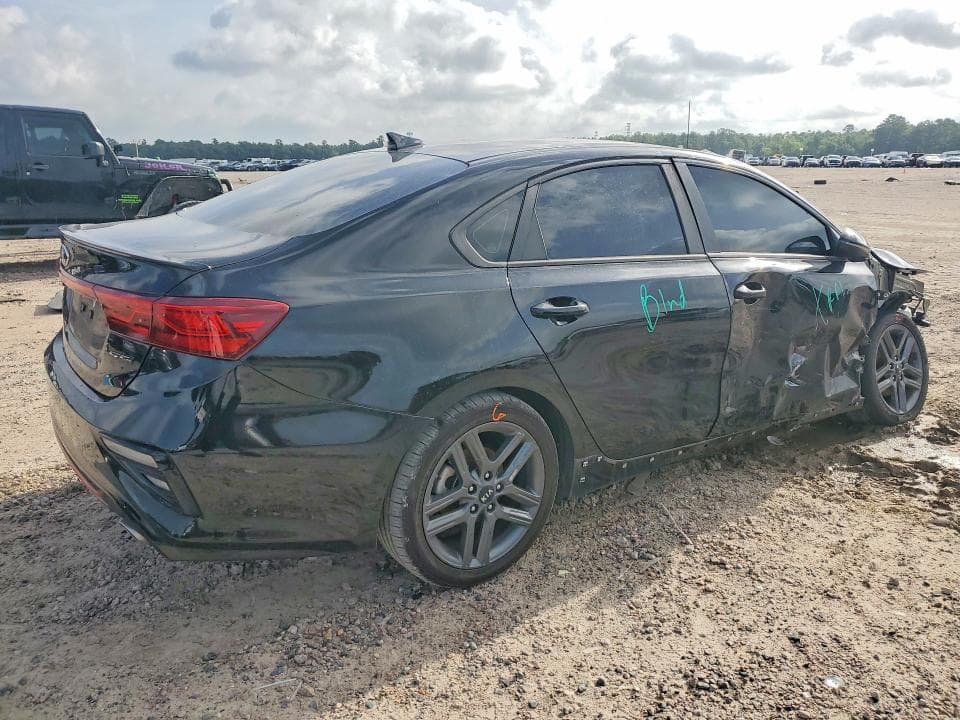 2021 KIA FORTE GT LINE 3