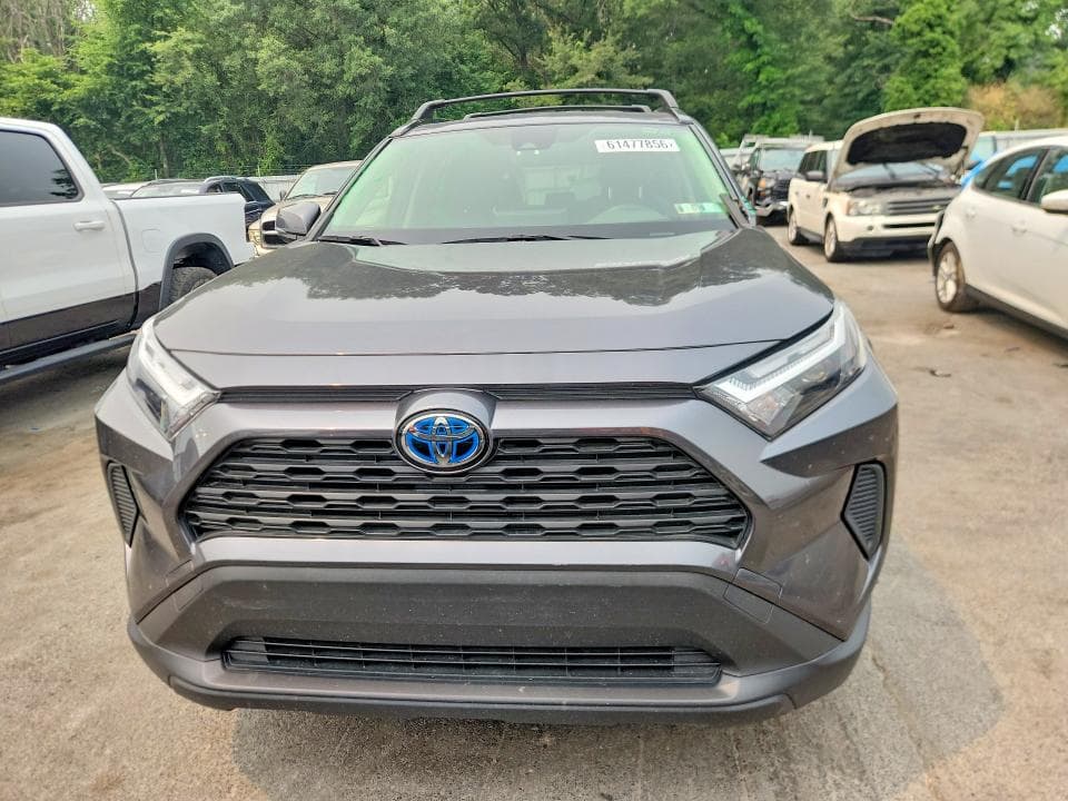 2024 TOYOTA RAV4 HYBRID XLE 5