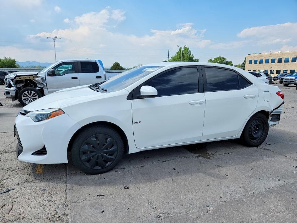 2018 TOYOTA COROLLA LE - 1