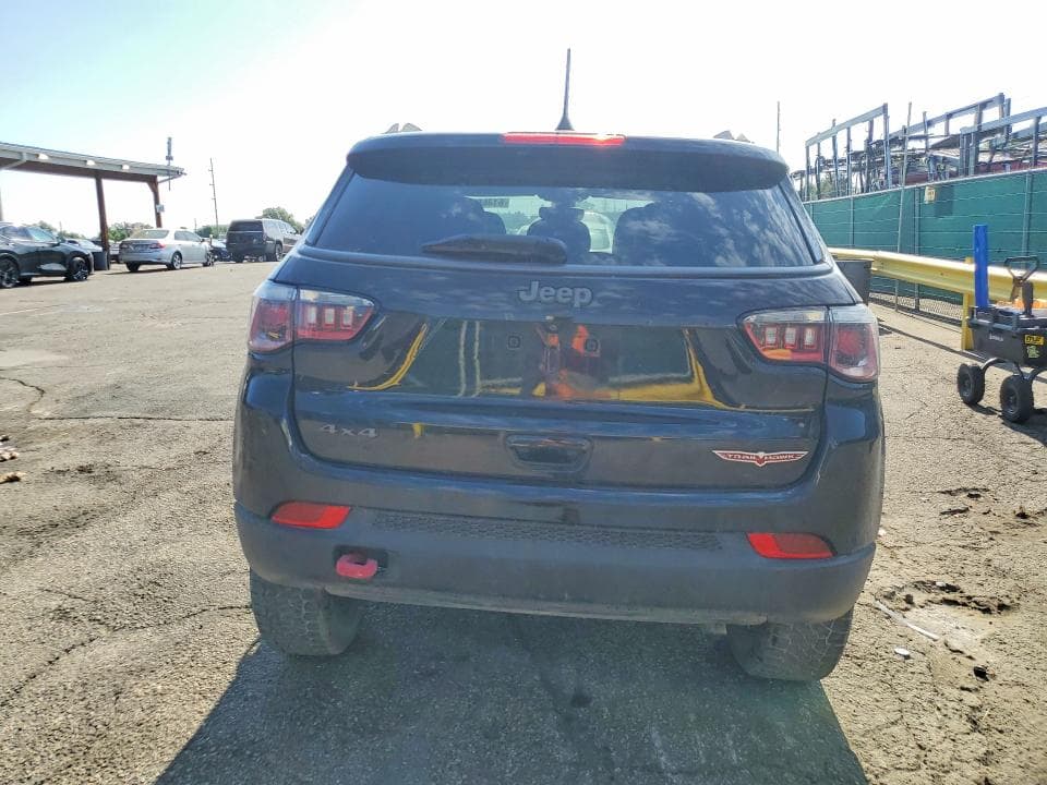 2017 JEEP COMPASS TRAILHAWK 6