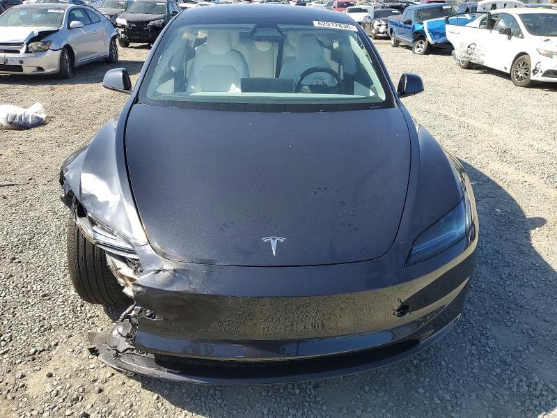 2025 TESLA MODEL 3 11