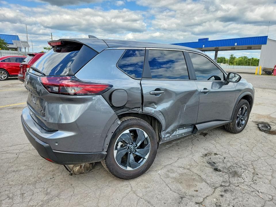 2024 NISSAN ROGUE SV 3