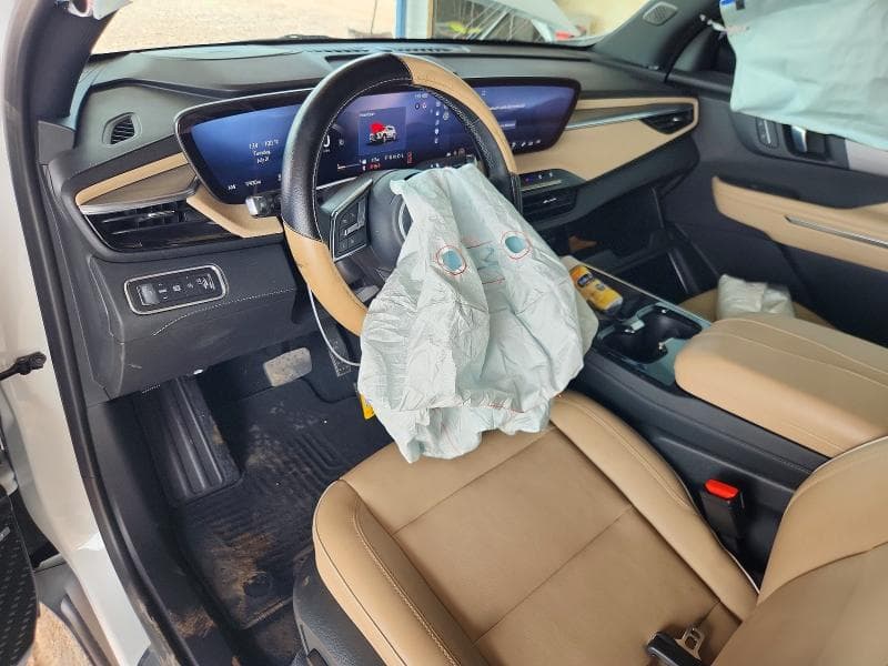 2025 BUICK ENCLAVE PREFERRED 8