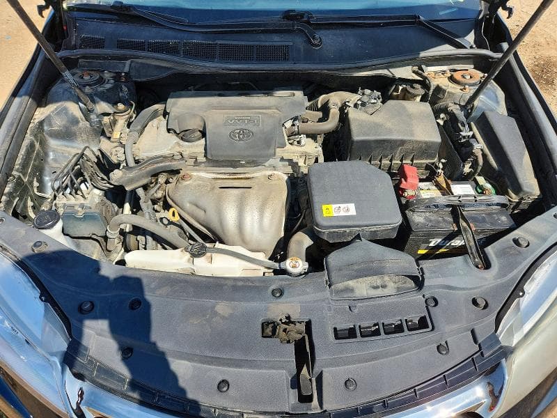 2017 TOYOTA CAMRY SE 11