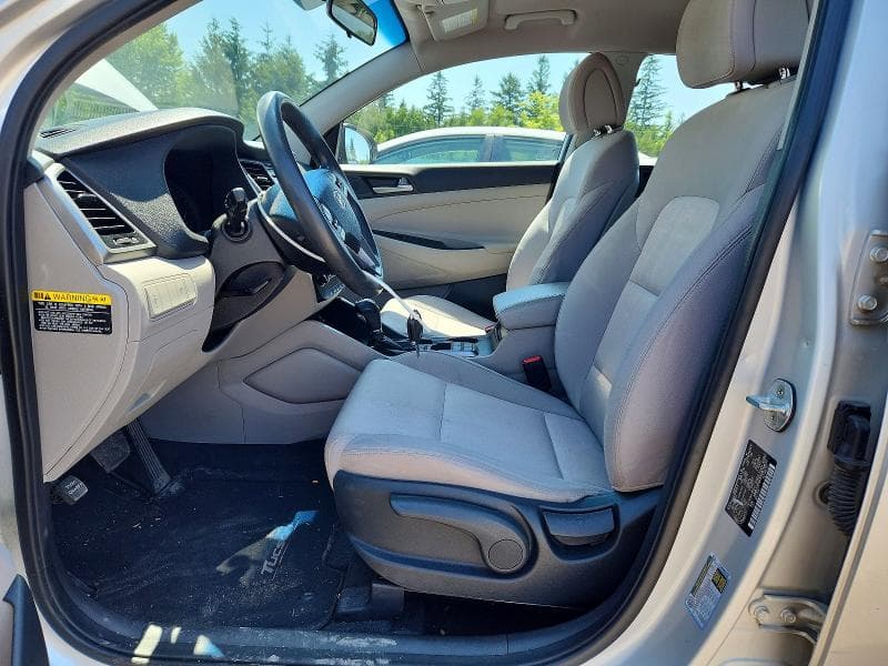 2017 HYUNDAI TUCSON SE 7