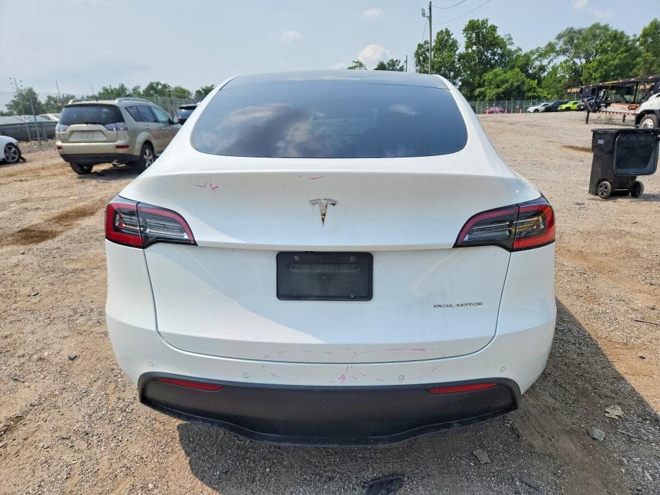 2021 TESLA MODEL Y 6