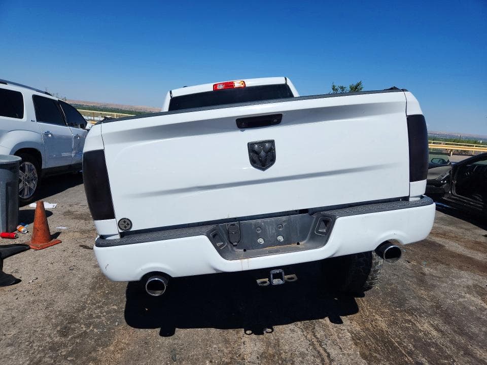 2017 RAM 1500 ST 6