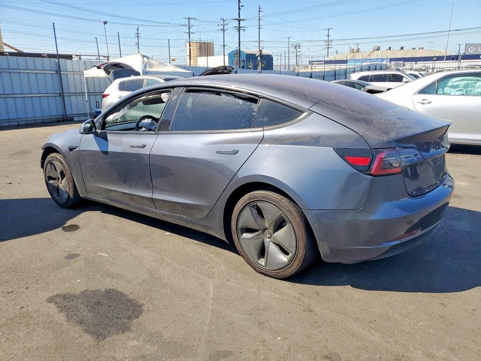 2018 TESLA MODEL 3 2