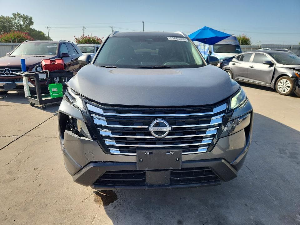 2024 NISSAN ROGUE SV 5