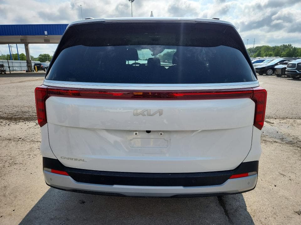 2026 KIA CARNIVAL EX 6