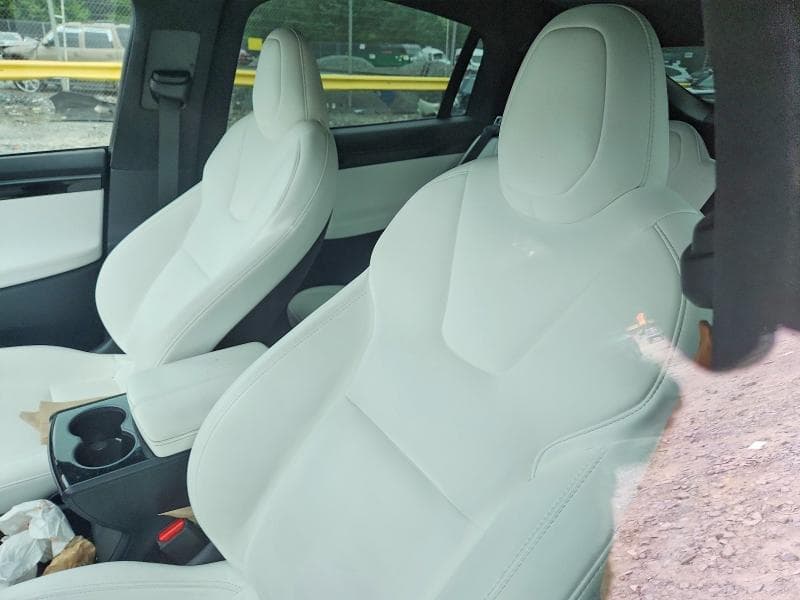 2021 TESLA MODEL X 10