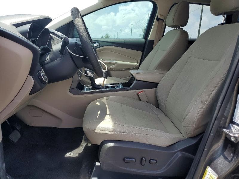 2017 FORD ESCAPE SE 7
