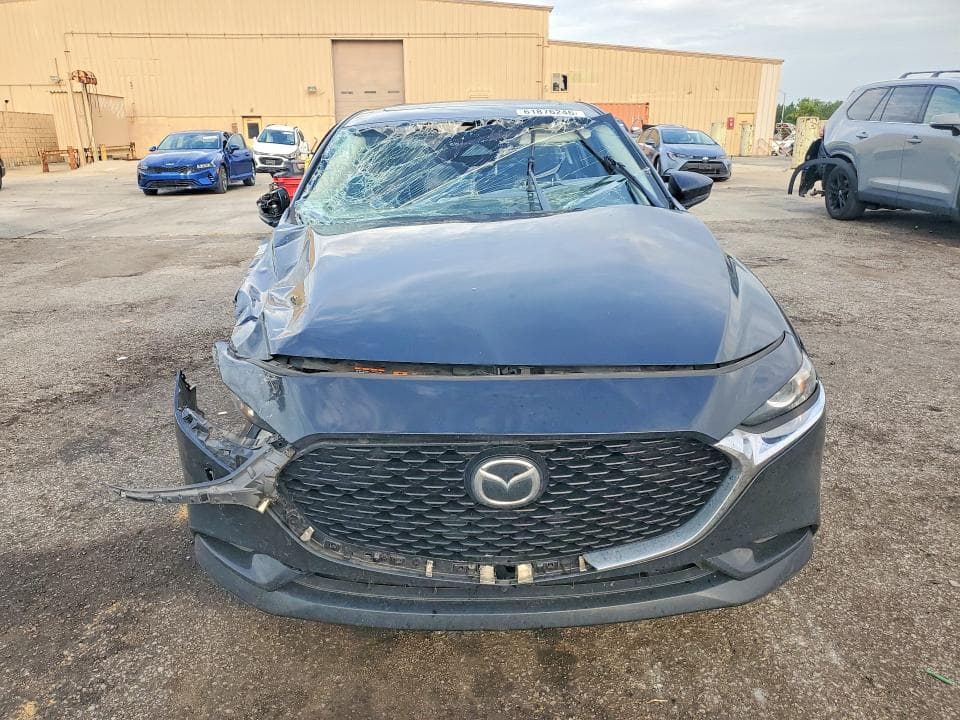 2024 MAZDA 3 PREFERRED 5