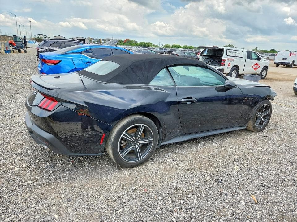 2024 FORD MUSTANG 3