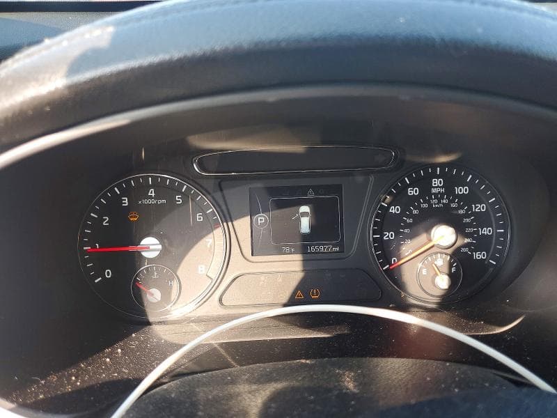 2017 KIA SORENTO LX 9