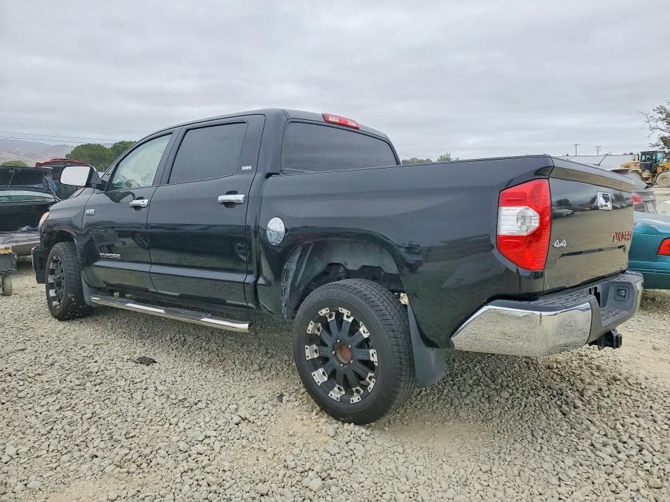 2017 TOYOTA TUNDRA SR5 2