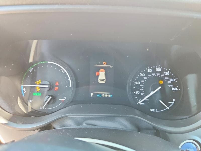 2021 TOYOTA SIENNA XLE 9
