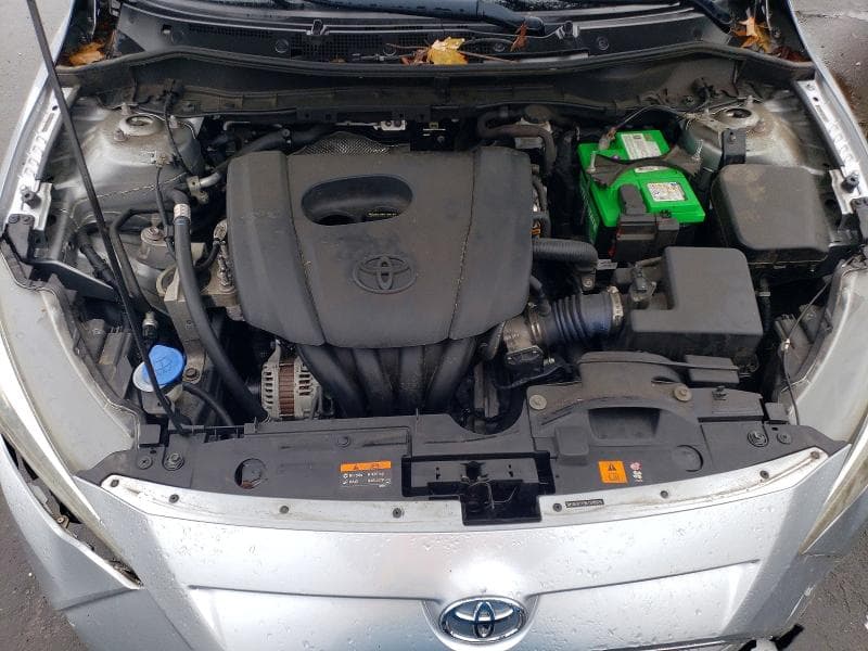 2019 TOYOTA YARIS LE 11