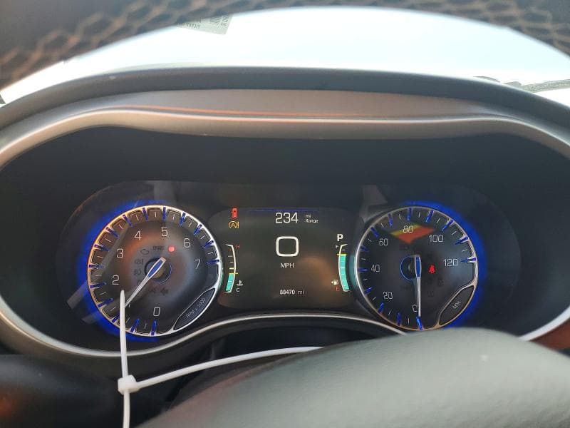 2022 CHRYSLER PACIFICA TOURING L 9