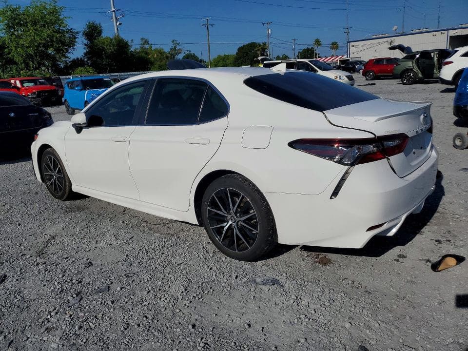 2021 TOYOTA CAMRY SE 2