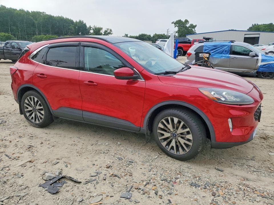 2021 FORD ESCAPE TITANIUM 4