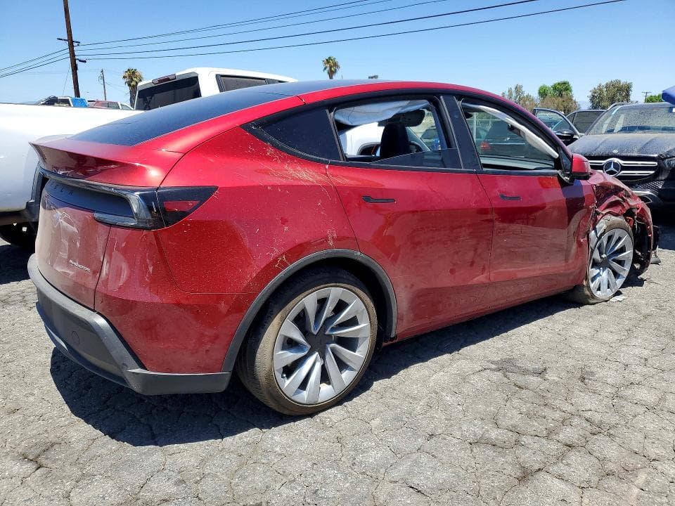 2026 TESLA MODEL Y 3
