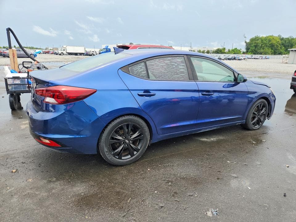 2019 HYUNDAI ELANTRA SEL 3