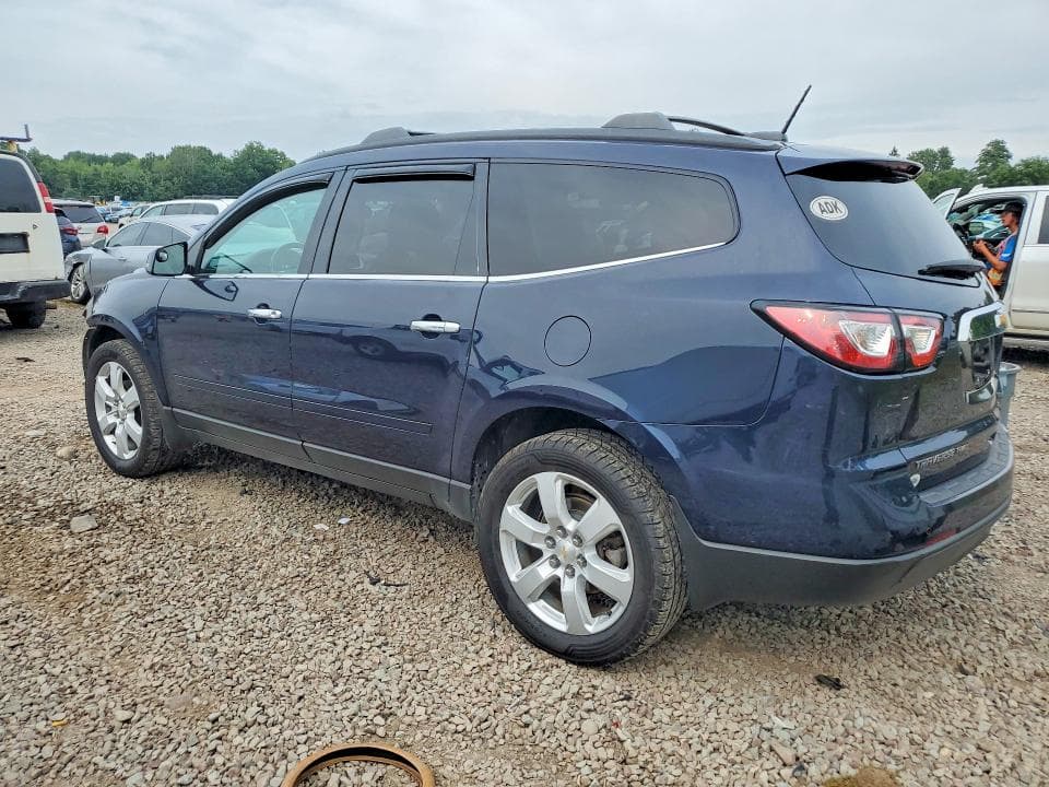 2017 CHEVROLET TRAVERSE LT 2