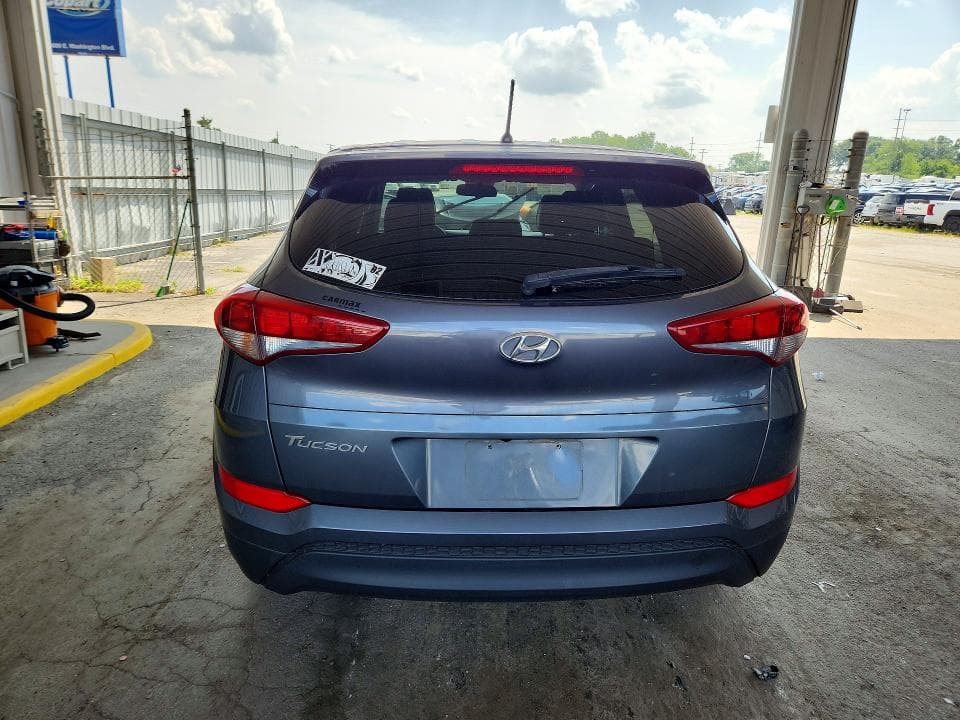 2018 HYUNDAI TUCSON SE 6
