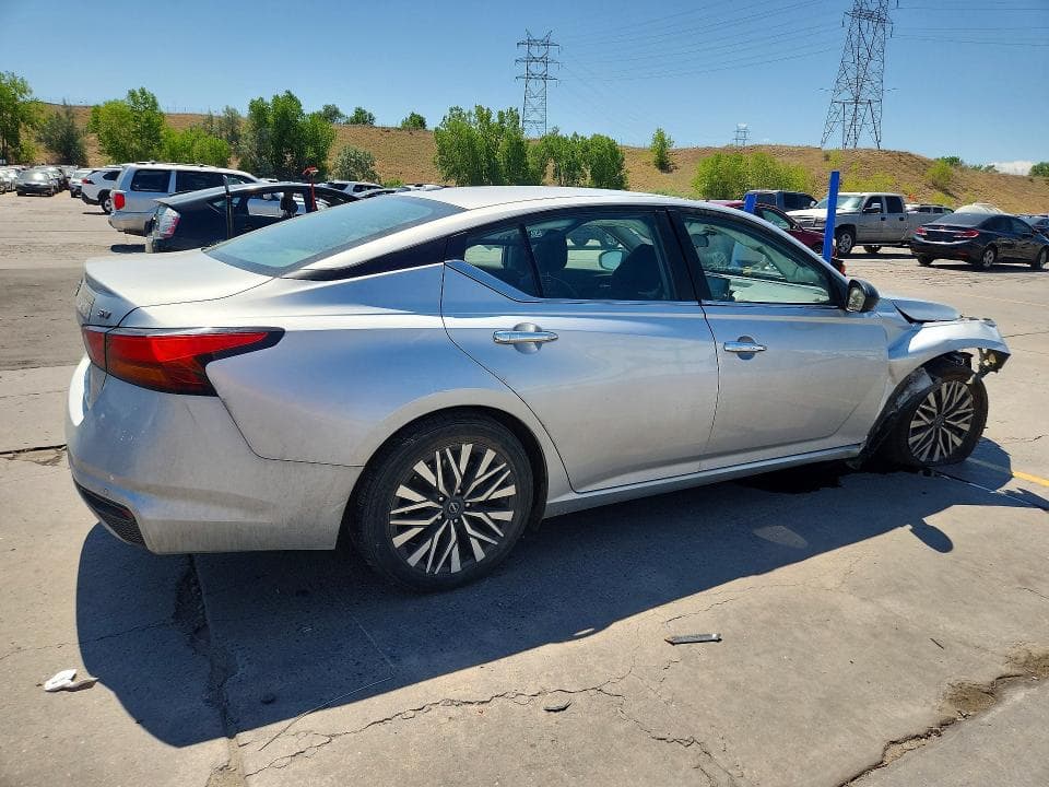 2024 NISSAN ALTIMA SV 3