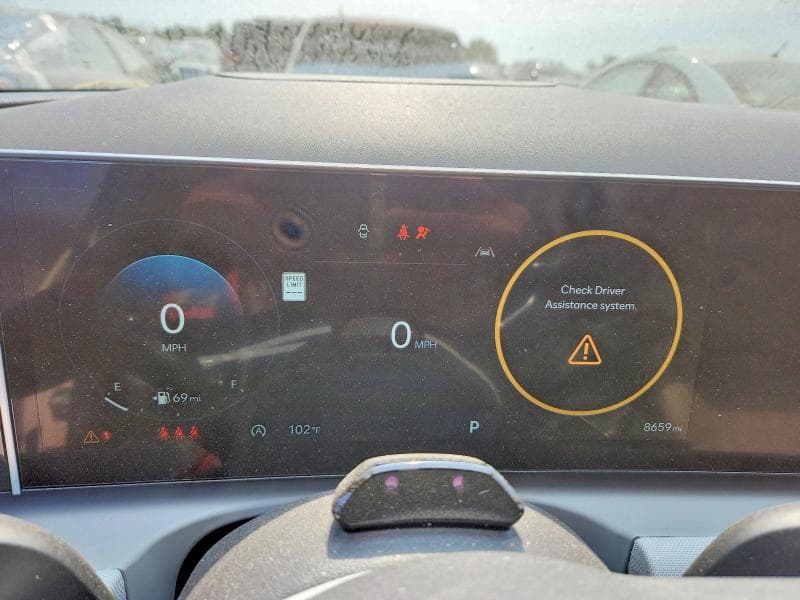 2025 HYUNDAI TUCSON LIMITED 9
