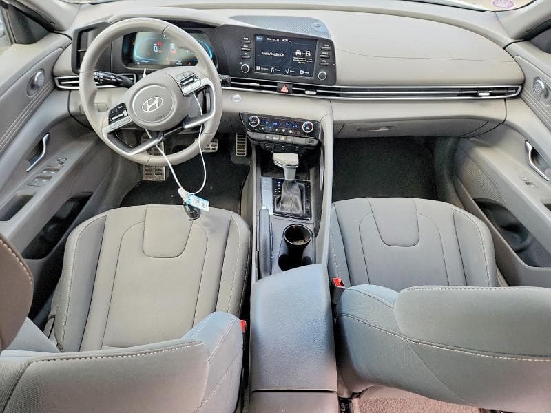 2025 HYUNDAI ELANTRA SEL SPORT 8