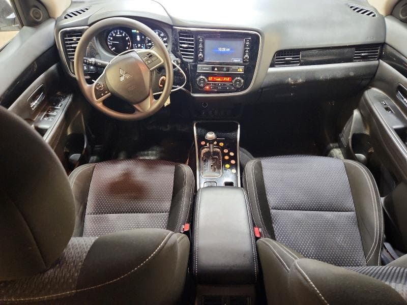 2019 MITSUBISHI OUTLANDER SE 8