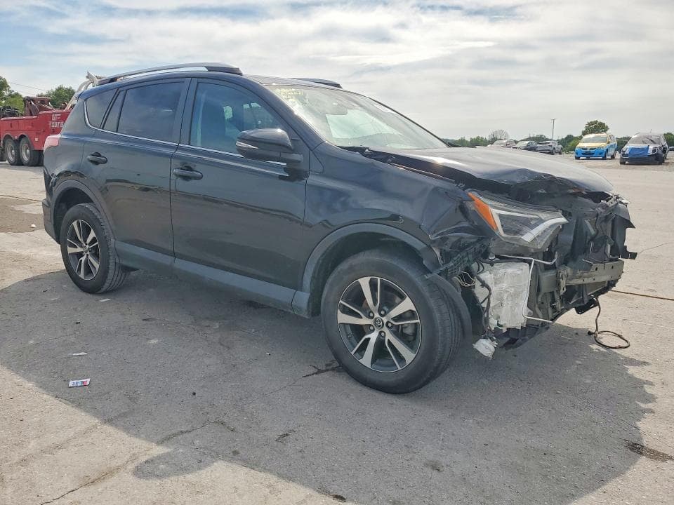 2018 TOYOTA RAV4 XLE 4