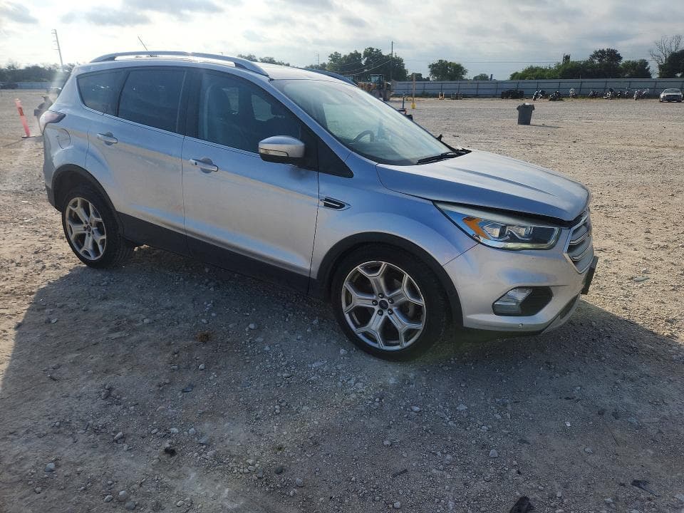 2017 FORD ESCAPE TITANIUM 4